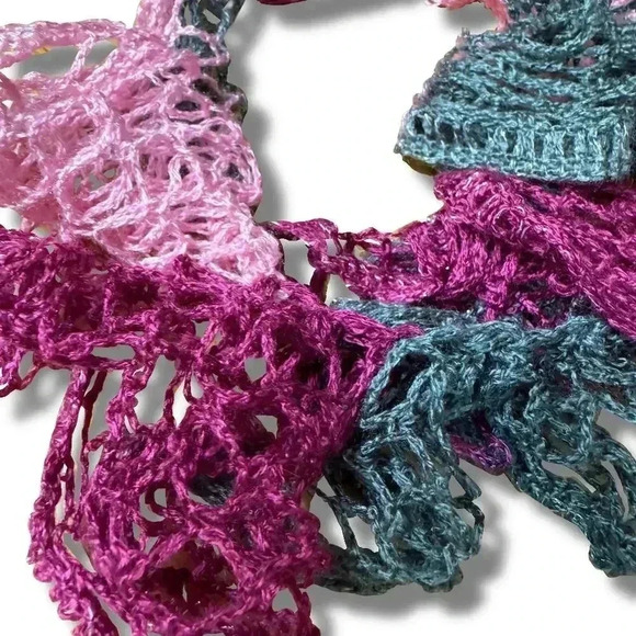 Handmade Girls Multicolor Swirly Ruffle Crocheted Scarf Winter Wrap - Picture 3 of 3
